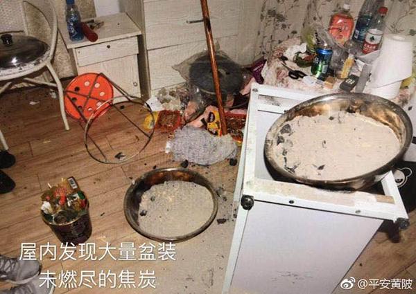 武汉一小区房屋内发现三具男尸 警方:相约烧炭自杀